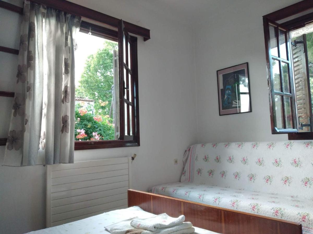 Chrysa's House * Neochori (Kymi-Aliveri)